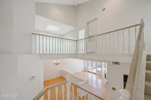 5614 Roundtree Pl, Westlake Village, CA 91362 - Photo 27