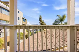 1219 Dunsmuir Ave, Los Angeles, CA 90019 - Photo 47