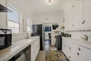 1219 Dunsmuir Ave, Los Angeles, CA 90019 - Photo 13