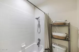 14819 Blue Ridge Ct, Moorpark, CA 93021 - Photo 25