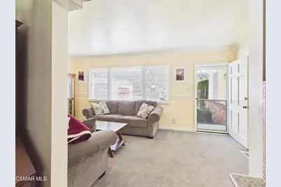 831 N Beachwood Drive, Burbank, CA 91506 - Photo 9