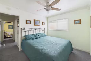 831 N Beachwood Dr, Burbank, CA 91506 - Photo 15