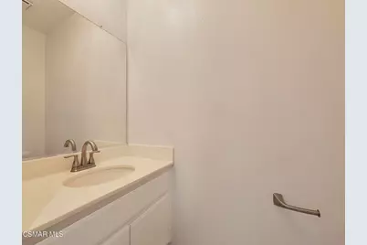 6442 Twin Circle Lane #6, Simi Valley, CA 93063 - Photo 31