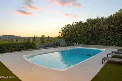 23310 Aetna Street, Woodland Hills, CA 91367 - Photo 43