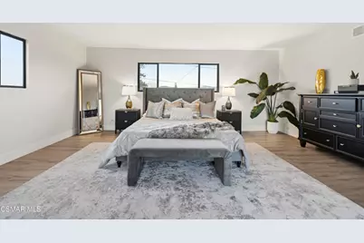 23310 Aetna Street, Woodland Hills, CA 91367 - Photo 27