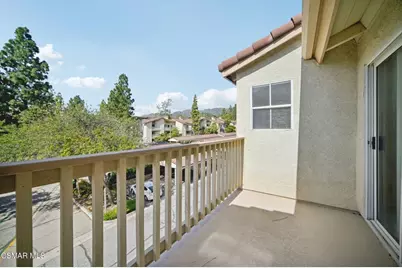 668 Oak Run Trail #103, Oak Park, CA 91377 - Photo 11