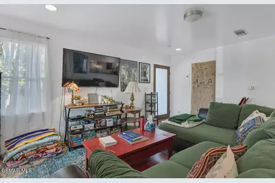 625 Niagara Street, Burbank, CA 91505 - Photo 9