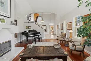 2225 Kirsten Lee Dr, Westlake Village, CA 91361 - Photo 9