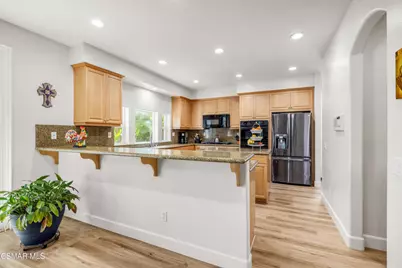 20 Cabrillo Circle, Newbury Park, CA 91320 - Photo 9