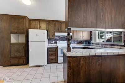 3493 Amarillo Avenue, Simi Valley, CA 93063 - Photo 13