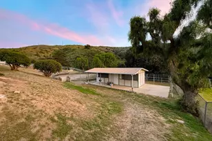 2080 Casual Ct, Simi Valley, CA 93065 - Photo 49