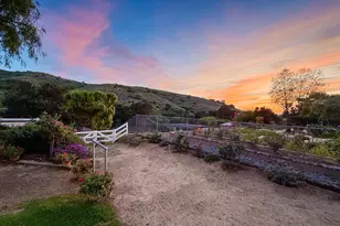 2080 Casual Ct, Simi Valley, CA 93065 - Photo 57