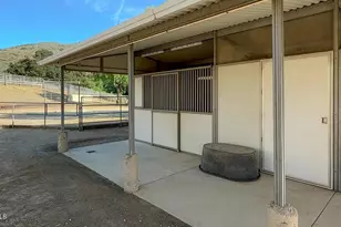 2080 Casual Ct, Simi Valley, CA 93065 - Photo 43