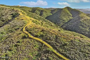 2080 Casual Ct, Simi Valley, CA 93065 - Photo 71