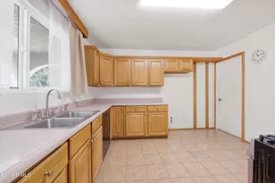 831 Calle Clavel, Thousand Oaks, CA 91360 - Photo 21