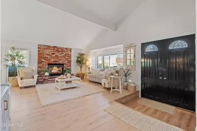 23503 Via Decano, Valencia, CA 91355 - Photo 3