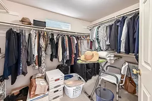 260 Sycamore Ridge St, Simi Valley, CA 93065 - Photo 41