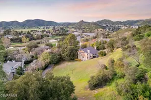 42 Upper Lake Rd, Lake Sherwood, CA 91361 - Photo 5