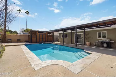 2034 Guerne Avenue, Simi Valley, CA 93063 - Photo 27