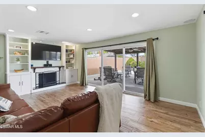 2034 Guerne Avenue, Simi Valley, CA 93063 - Photo 3