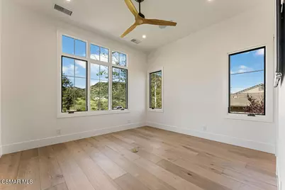 2036 Shadow Creek Drive, Agoura Hills, CA 91301 - Photo 27