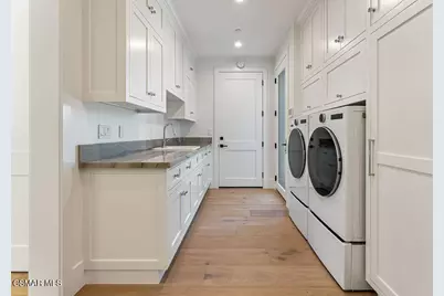 2036 Shadow Creek Drive, Agoura Hills, CA 91301 - Photo 31