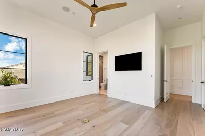 2036 Shadow Creek Drive, Agoura Hills, CA 91301 - Photo 29