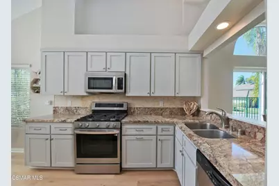 65 Iron Ridge Lane, Simi Valley, CA 93065 - Photo 11