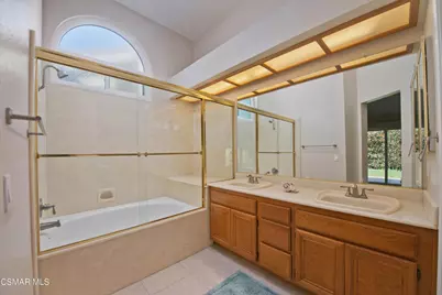 65 Iron Ridge Lane, Simi Valley, CA 93065 - Photo 17