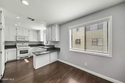 21205 Lassen Street #4, Chatsworth, CA 91311 - Photo 13