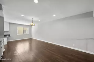 21205 Lassen St, Chatsworth, CA 91311 - Photo 7