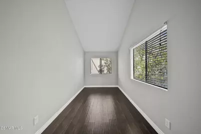 21205 Lassen Street #4, Chatsworth, CA 91311 - Photo 21