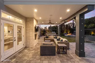 5545 Bromely Dr, Oak Park, CA 91377 - Photo 15
