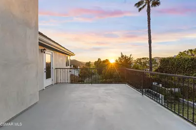 5545 Bromely Drive, Oak Park, CA 91377 - Photo 13