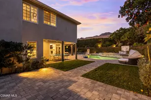 5545 Bromely Dr, Oak Park, CA 91377 - Photo 21