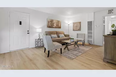 22050 Calvert Street #10, Woodland Hills, CA 91367 - Photo 5