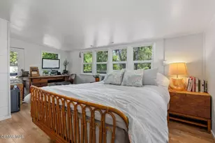 1268 Black Canyon Rd, Simi Valley, CA 93063 - Photo 17