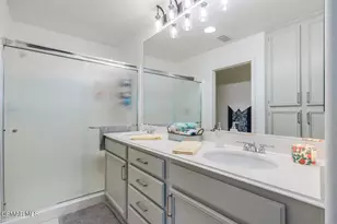 2040 Freesia Ave, Simi Valley, CA 93063 - Photo 19