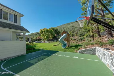 3886 Cresthaven Drive, Westlake Village, CA 91362 - Photo 33