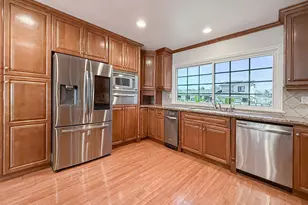 10111 Oak Park Ave, Northridge, CA 91325 - Photo 17