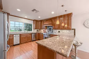 10111 Oak Park Ave, Northridge, CA 91325 - Photo 13