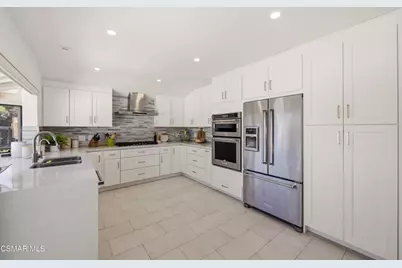 1666 Berwick Place, Westlake Village, CA 91361 - Photo 11