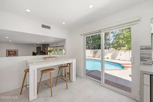 1666 Berwick Pl, Westlake Village, CA 91361 - Photo 15