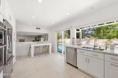 1666 Berwick Place, Westlake Village, CA 91361 - Photo 13