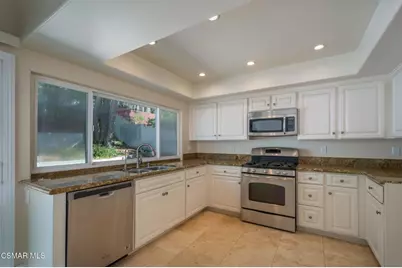 2341 Stormcroft Court, Westlake Village, CA 91361 - Photo 11