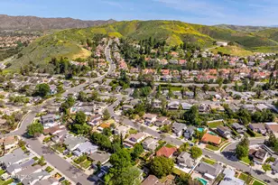 5915 Wheelhouse Ln, Agoura Hills, CA 91301 - Photo 31