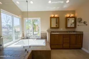 7247 University Dr, Moorpark, CA 93021 - Photo 31