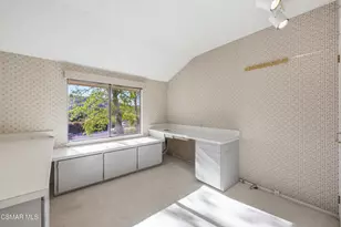 401 Falconrock Ln, Oak Park, CA 91377 - Photo 13