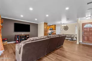 2161 Cutler St, Simi Valley, CA 93065 - Photo 9