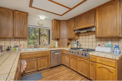 24816 Aden Avenue, Newhall, CA 91321 - Photo 35